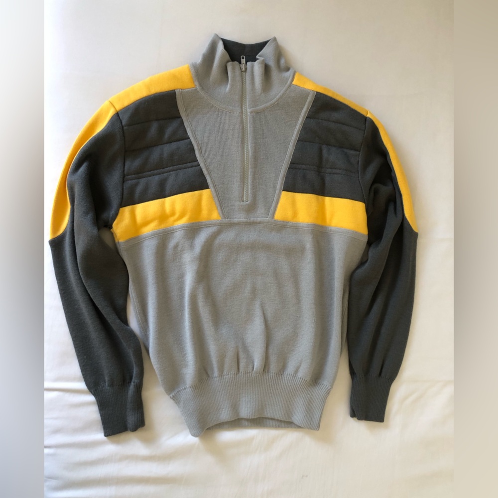 Obermeyer Gray and Yellow Zip-Up Pullover Sweater